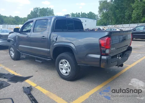 2022 Toyota Tacoma Sr V6 z USA, uszkodzony, nr VIN 3TMCZ5AN6NM517429